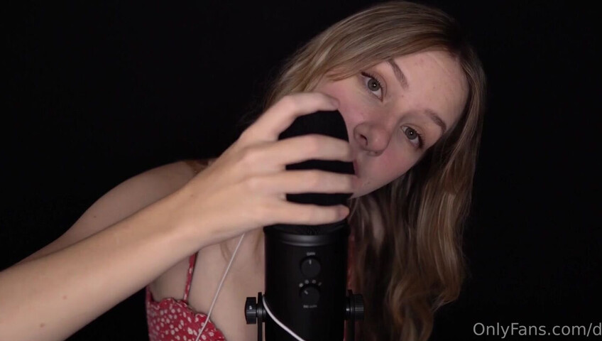 Diddly ASMR - Mic Pumping