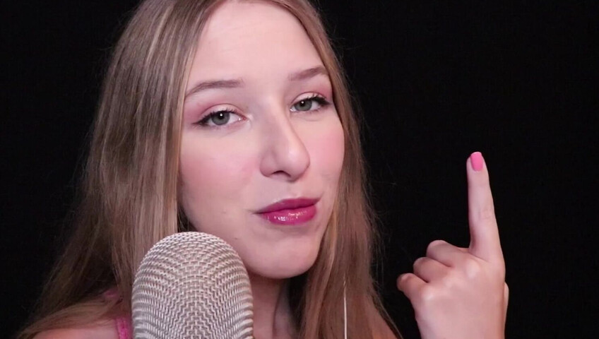 Diddly ASMR - Up close finger sucking ASMR