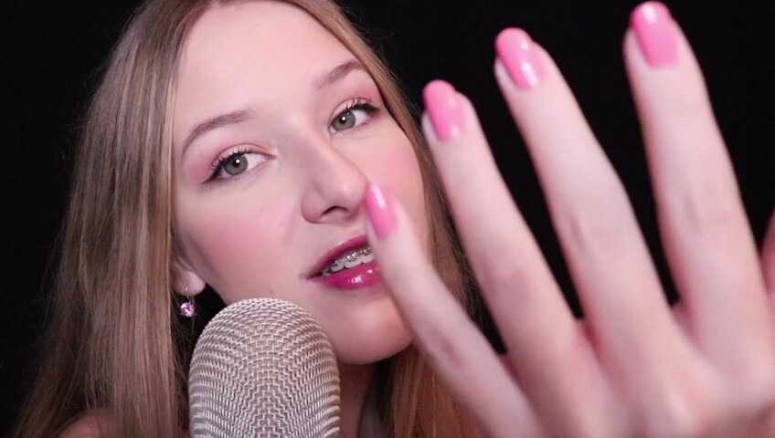 Diddly ASMR - Up close finger sucking ASMR