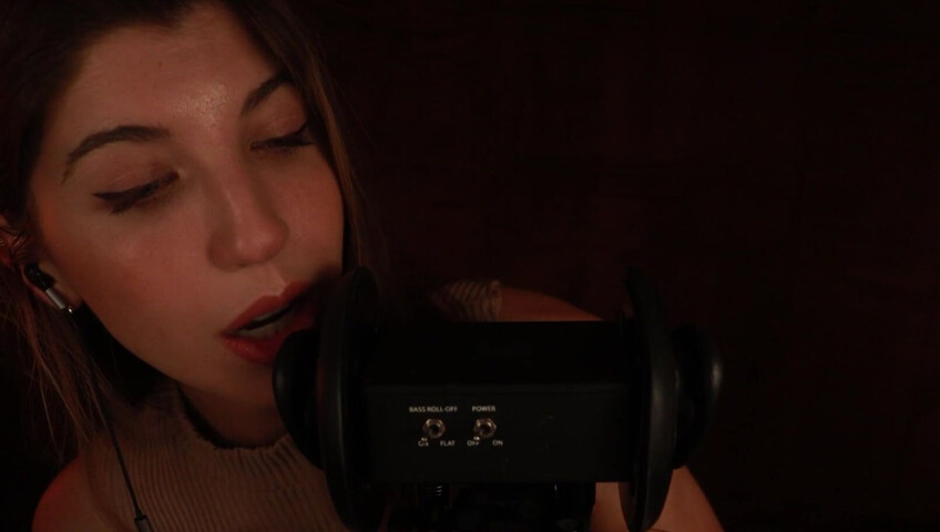 ASMR FrivolousFox - ASMR Hypnotic Licking