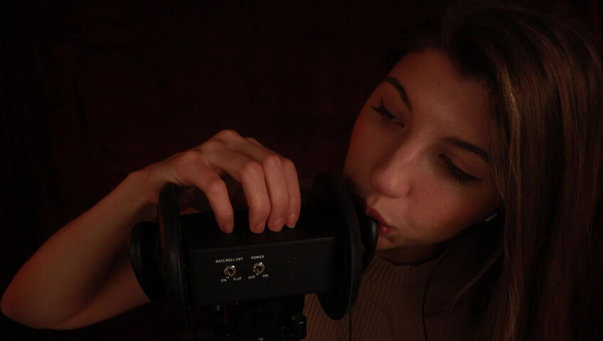 ASMR FrivolousFox - ASMR Hypnotic Licking