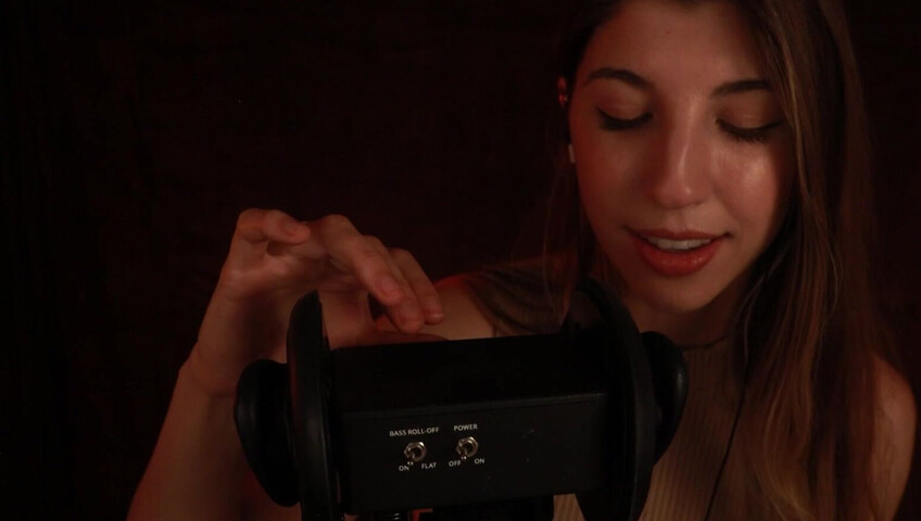 ASMR FrivolousFox - ASMR Hypnotic Licking
