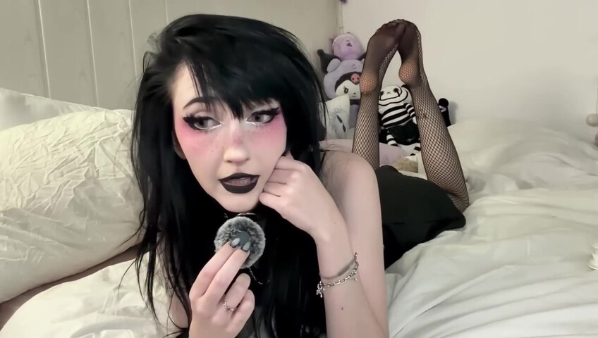 NanaNightray - 10 December 2025 - Yandere Girlfriend Needs Attention