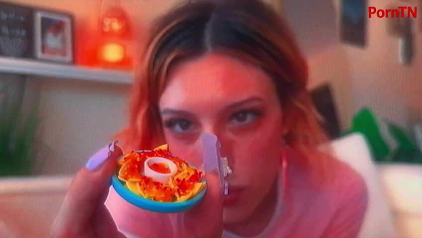 Elle Marz - Big sis Babysits ASMR