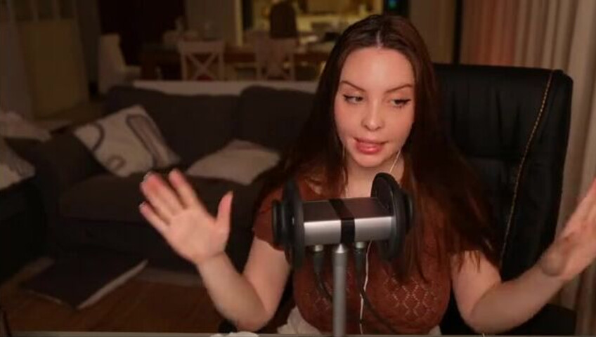 Moona ASMR - 7 December 2025 - Fansly Stream