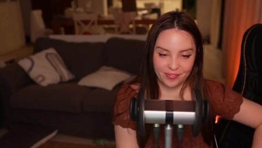 Moona ASMR - 7 December 2025 - Fansly Stream