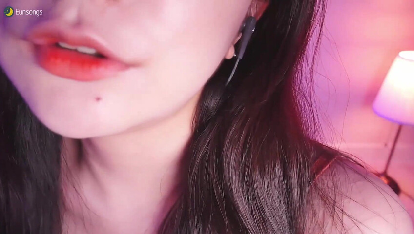 Eunsongs ASMR - Kissing