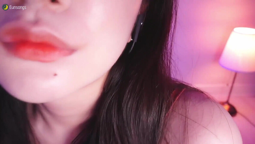Eunsongs ASMR - Kissing