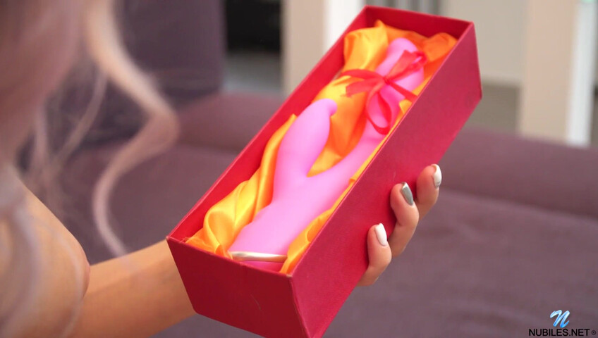 Eva Elfie - Be Mine