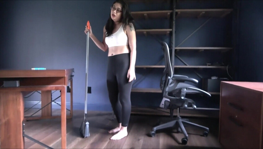 FamilyTherapy - Lucy Sunflower - Clean Up Crew