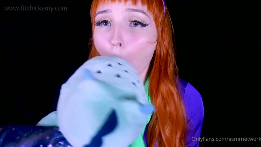 Amy, la ragazza in forma - ASMR Network - Dildo in cosplay