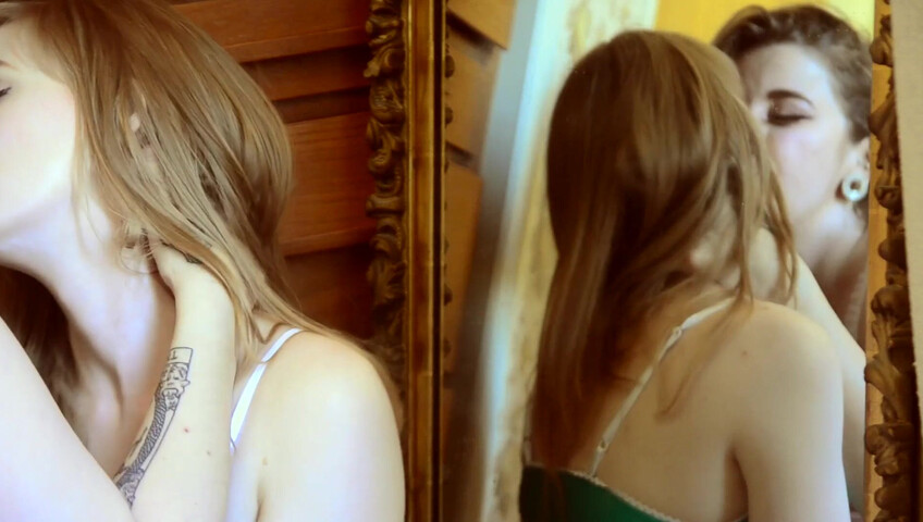 Freshie Juice - ASMR Kissing - Making Out With Dolly Leigh