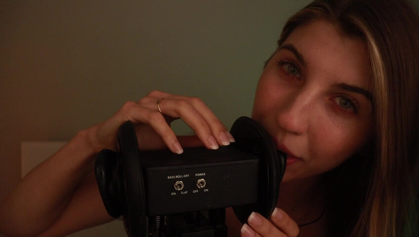 FrivolousFox - [ 4K ] - Slow & Fast, Ear Eating ASMR ~ June Patreon Exclusive