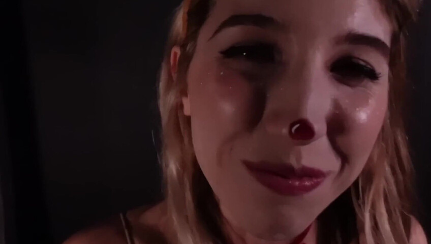FrivolousFox ASMR - Rudolph’s Stuck in Your Screen