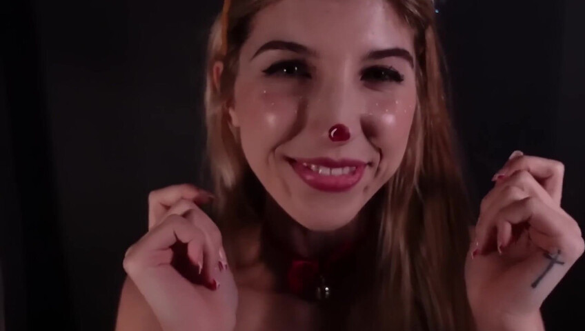 FrivolousFox ASMR - Rudolph’s Stuck in Your Screen