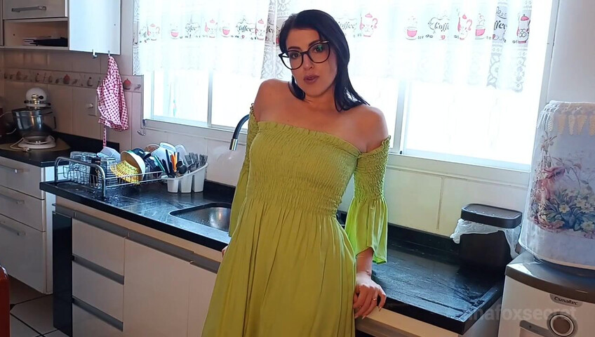 Loreena Fox – Stepmom Takes Your Virginity