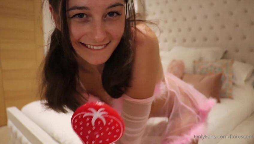 Florescent ASMR - 29 July 2022 - Lollipop Suck and Lick