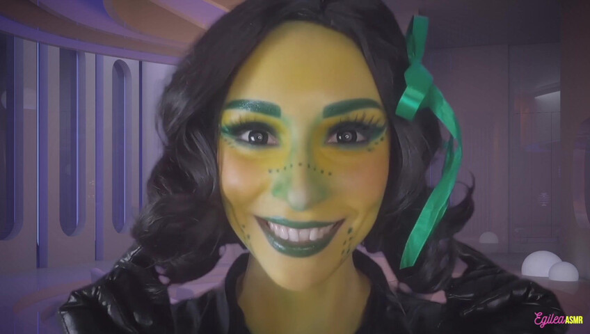Egilea ASMR - Alien Waifu Kisses