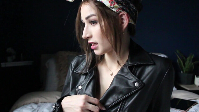 AuroraXoxo - Jealous Ex-Girlfriend JOI