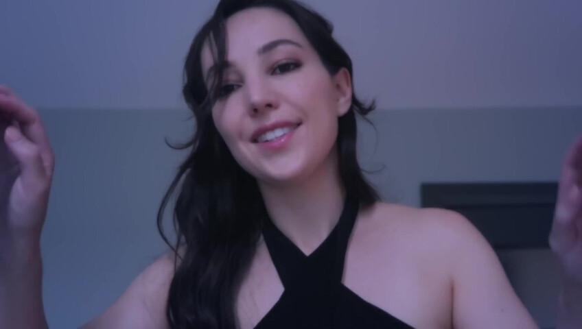 La tua ragazza ti fa un ASMR delicato