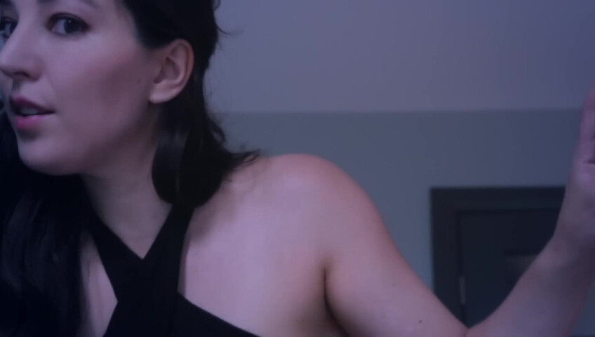 La tua ragazza ti fa un ASMR delicato