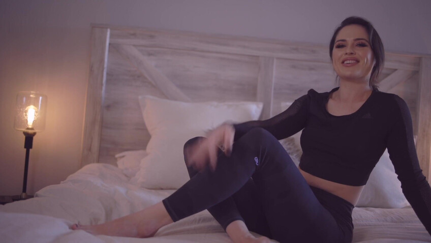 Goddess Alessa - Eat it for StepMommy