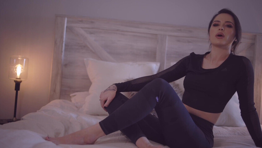 Goddess Alessa - Eat it for StepMommy