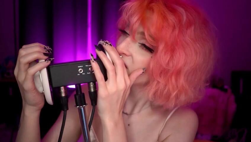Mewlies ASMR - Ear & Brain Scratching Tingles