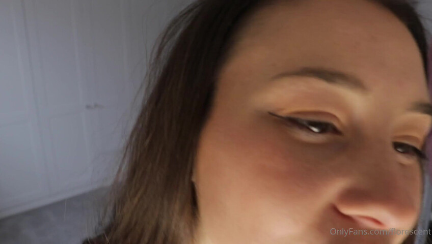 Florescent - Face-timing me as I Getting Ready In My Dressing Room Roleplay