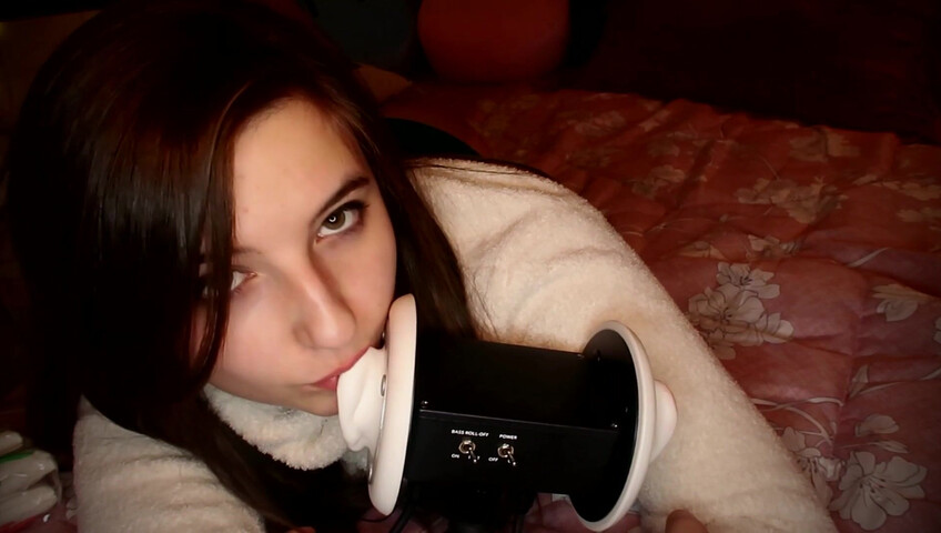 AftynRose ASMR - Snuggly ear licking