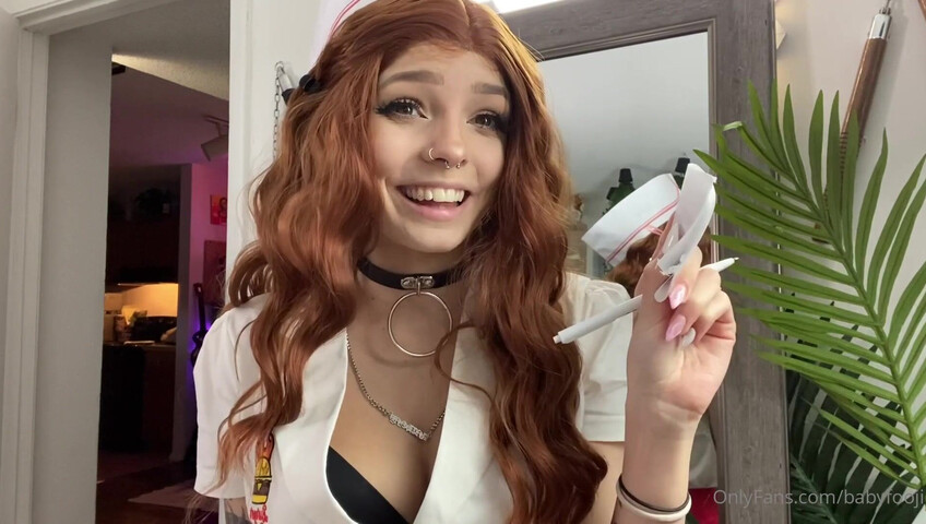 BabyFooji - Waitress Roleplay