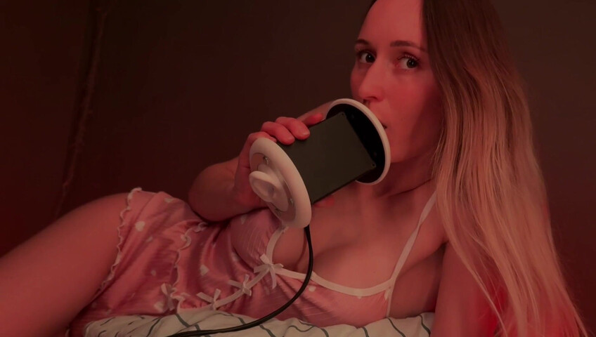 ASMR al crespino - leccate rilassanti