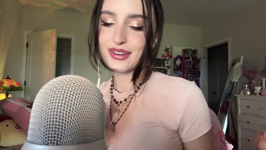 Beebee ASMR - XL Nail Tapping, Scratching, w⧸ Random Objects, Upclose Whisperi