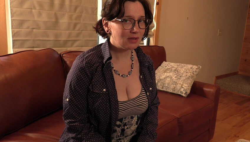 Bettie Bondage - Bully Gets MILF to Gag and Squirt