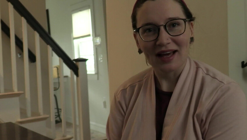 Bettie Bondage - Staying with Mom