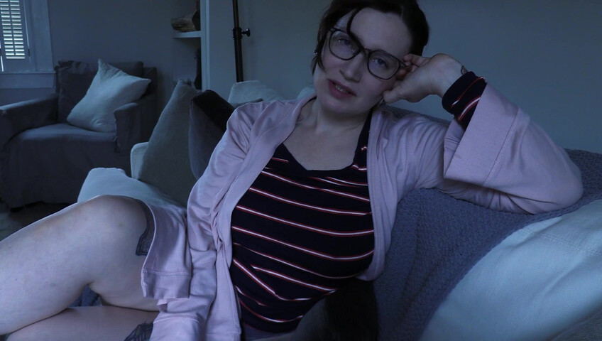Bettie Bondage - Staying with Mom