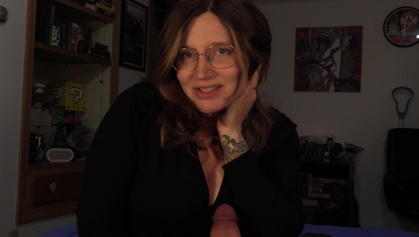 Bettie Bondage Porn - Extended Preview for Am I Small, Mom