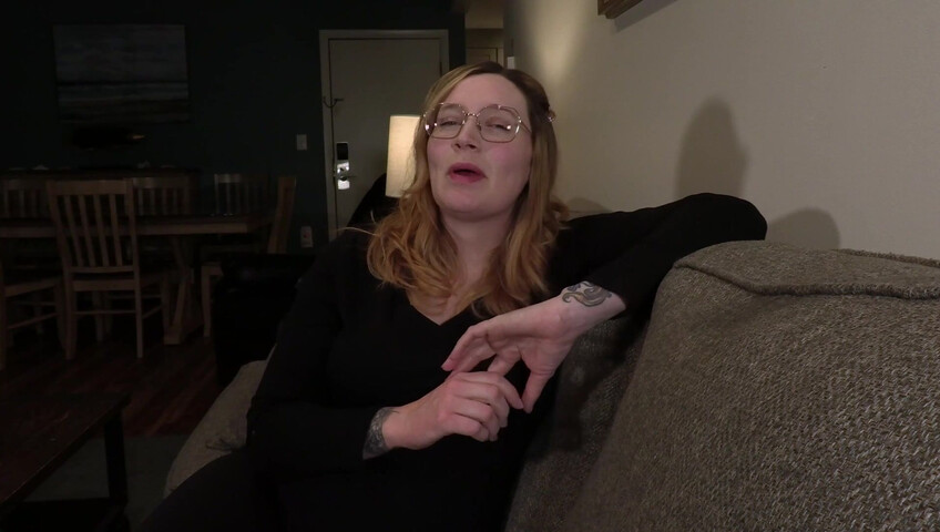 Bettie Bondage – Small Penis Lessons With Mom