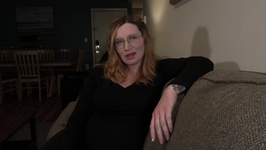Bettie Bondage – Small Penis Lessons With Mom