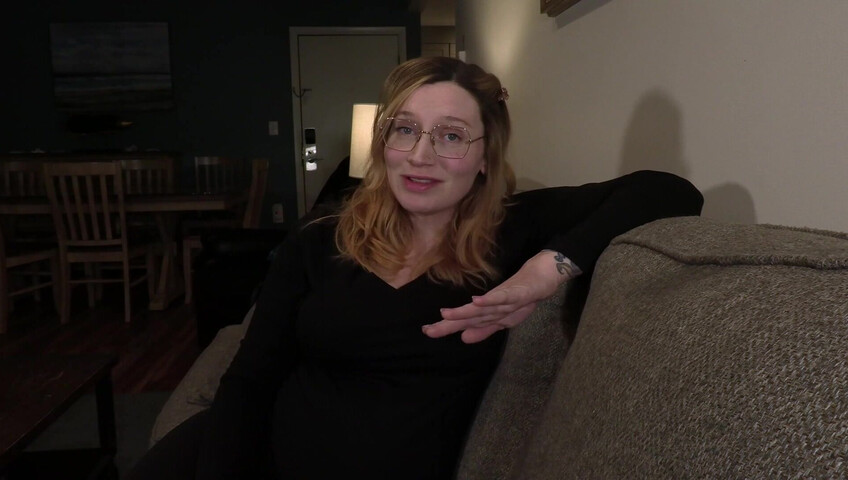 Bettie Bondage – Small Penis Lessons With Mom