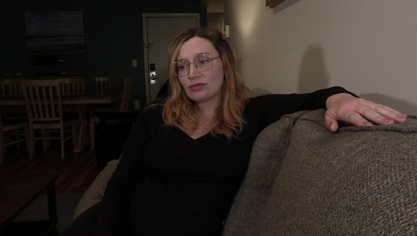 Bettie Bondage – Small Penis Lessons With Mom