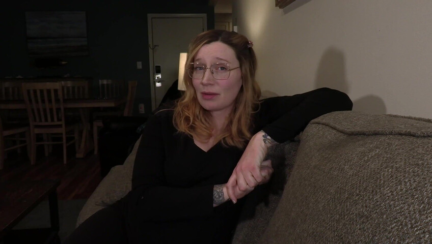 Bettie Bondage – Small Penis Lessons With Mom