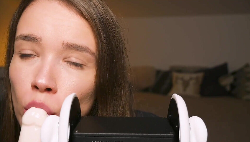 Bunny Marthy ASMR - Sucking Dick