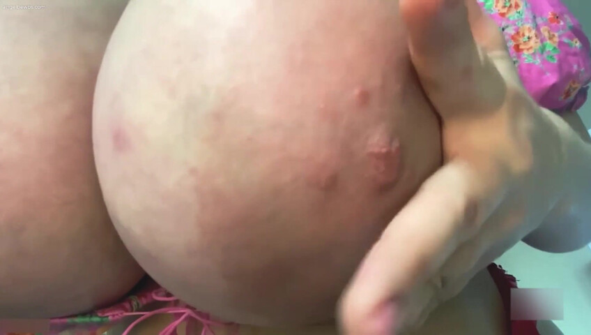 Cheryl Blossom - Huge Boobs Bouncing