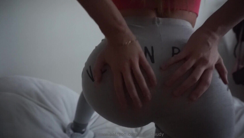 Claudy ASMR - bootyyyyyy massage 2