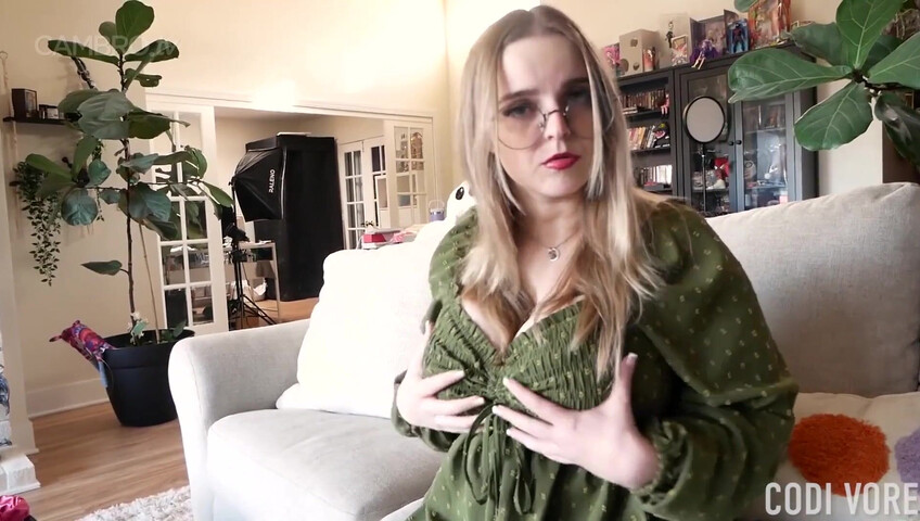 Codi Vore - Step Mommy Makes You Cum Three Times