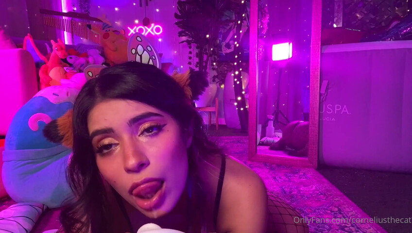 Corneliusthecat ASMR - Oil Ass Massage