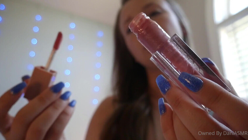 Dani ASMR - Idrato la mia figa