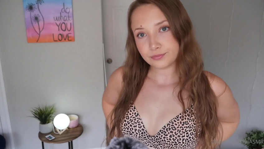 Dani ASMR – vs. Lingerie-Trigger