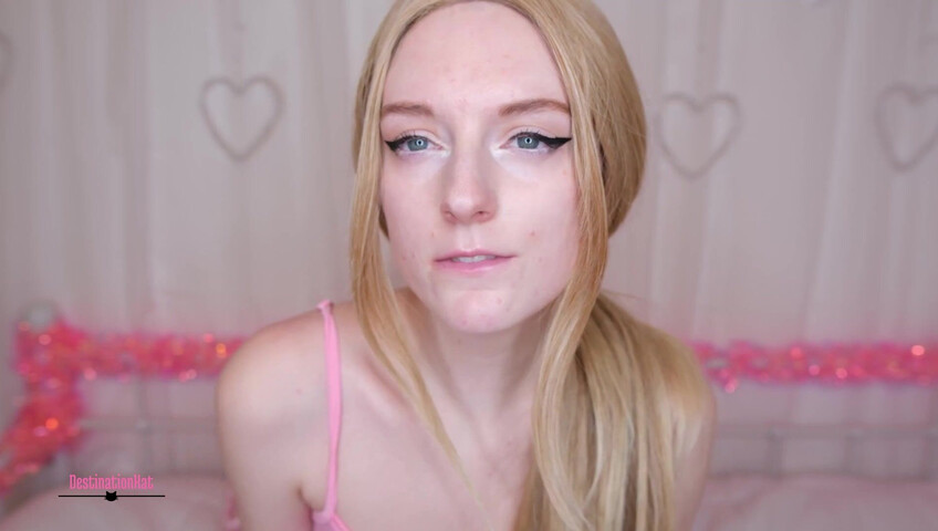 Destinationkat - Kiss While You Stroke